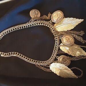 Gold Leaf Pendant Necklace